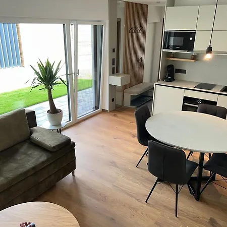 Maja زيل أم سي